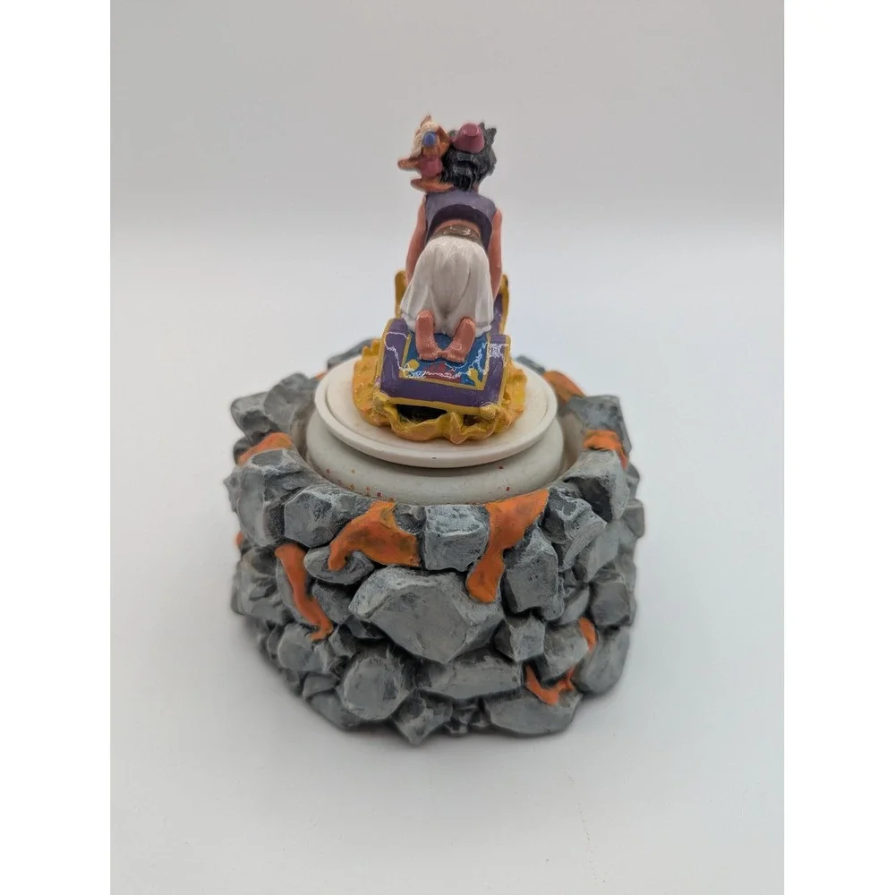 Schmid‎ Disney Aladdin Magic Carpet Ride Music Box Hand Painted Walt Disney Co